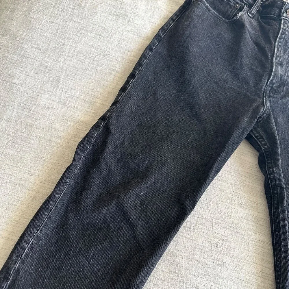 Abercrombie & Fitch Black The 80's Mom High Rise Jeans - Picture 8 of 10